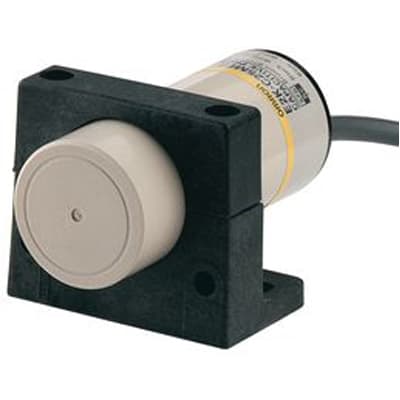 Proximity sensor, capacitive, 34mm dia, unshielded, 25mm, DC, 3-wire, PNP-NC, 2m cable